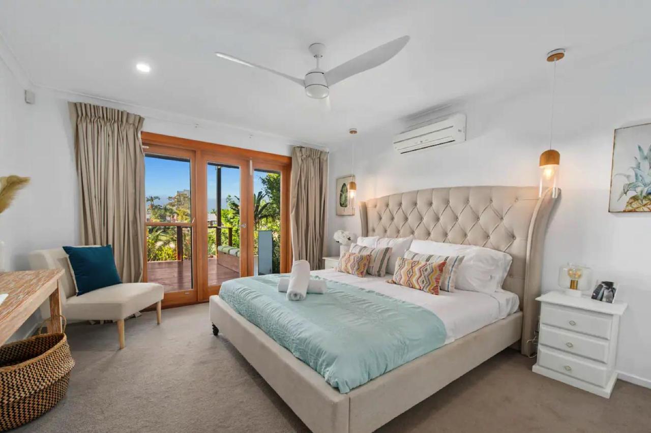 Broadbeach Bungalow - Heated Pool - Sleeps 7 Gold Coast Zewnętrze zdjęcie